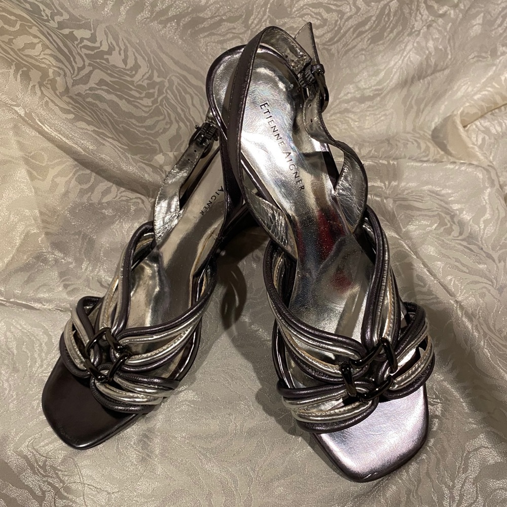Etienne Aigner  Black & Sliver Sling Back open Toe
